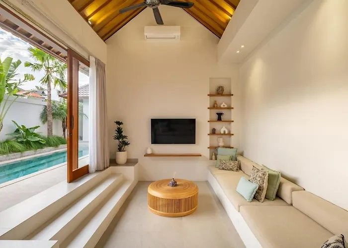 Arkara - Just 10 Minutes Walk To The Villa
